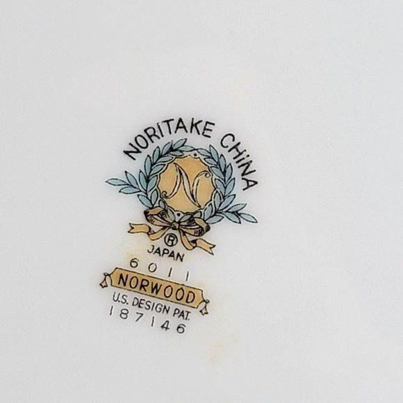 Noritake Norwood Salad Lunch Plates Set of 2 Pretty Floral 8.25" CR161 - Picture 5 of 6